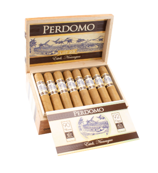 Preview: Perdomo Lot 23 Connecticut Gordito